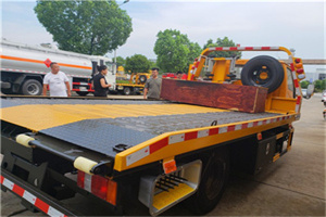 淮阴附近拖车电话号码服务